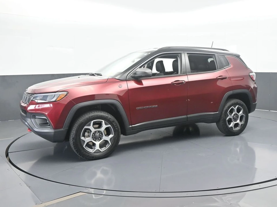 2022 Jeep Compass - Image 2 of 12