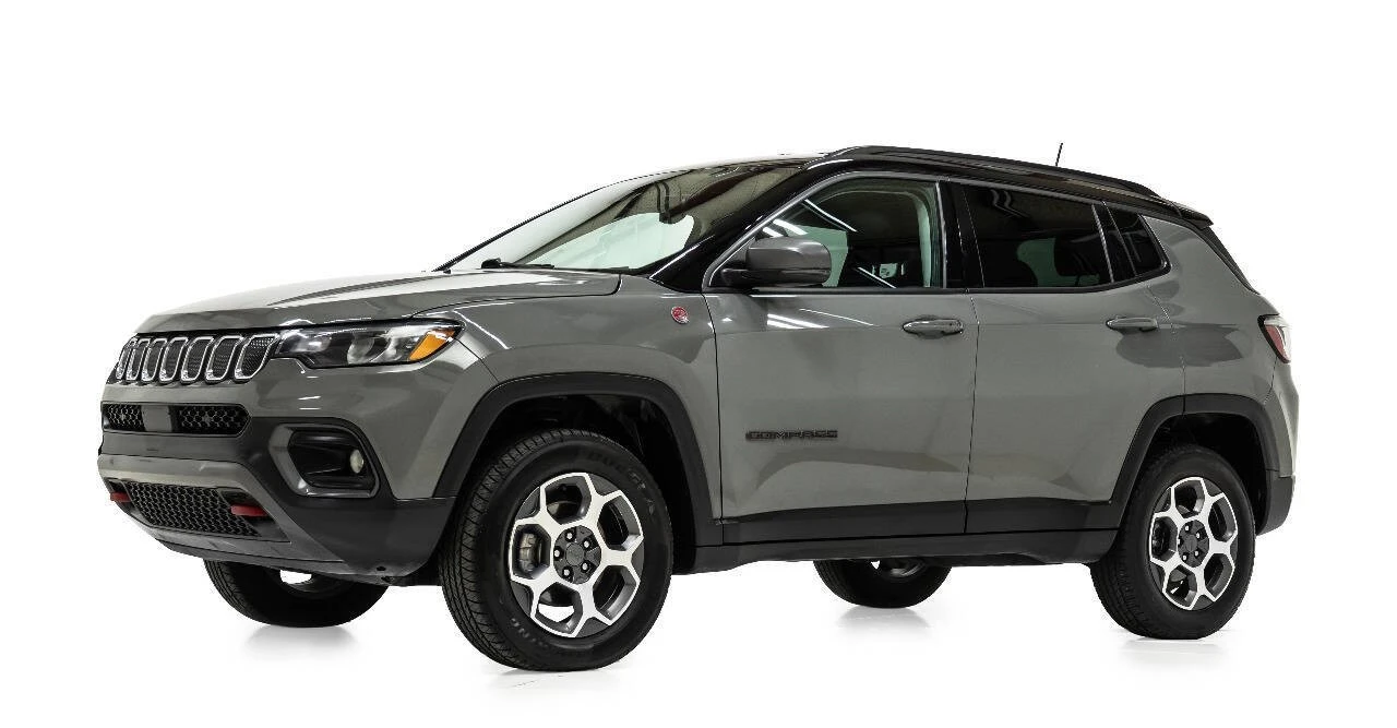 2022 Jeep Compass - Image 2 of 12