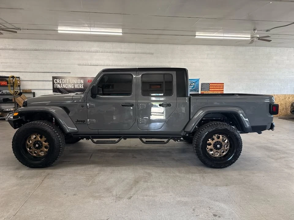 2022 Jeep JT Gladiator - Image 18 of 20