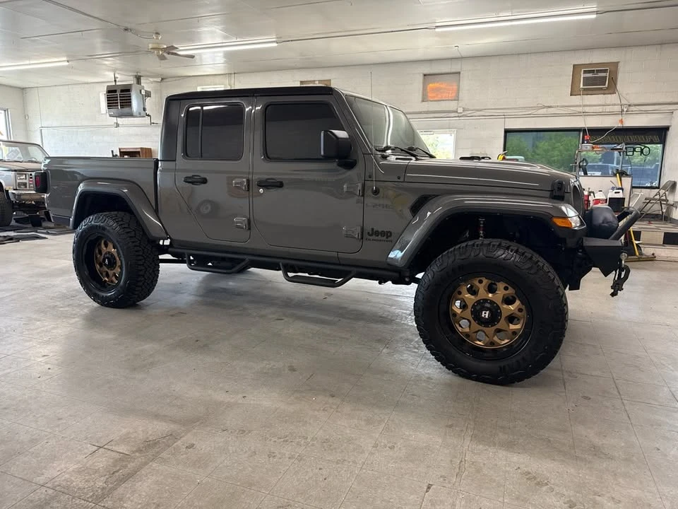 2022 Jeep JT Gladiator - Image 5 of 20