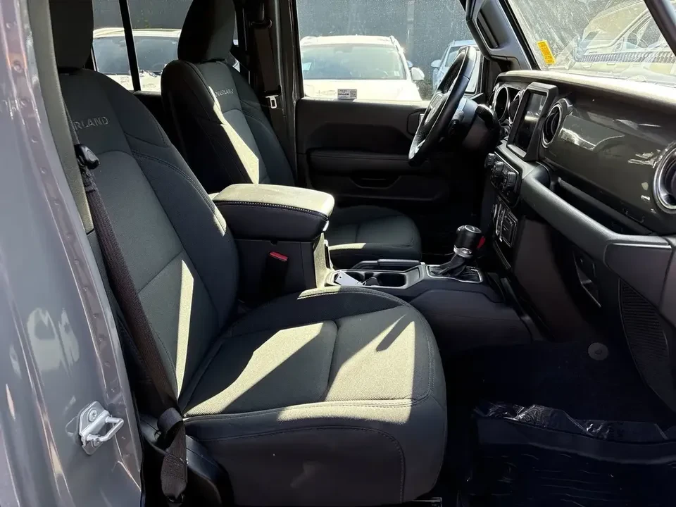 2022 Jeep JT Gladiator - Image 11 of 13