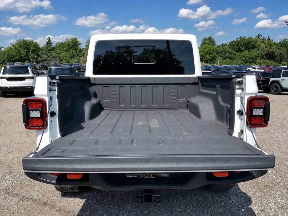 2022 Jeep JT Gladiator - Image 16 of 19