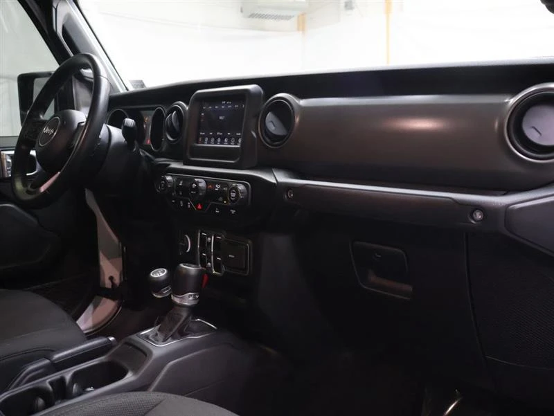 2022 Jeep JT Gladiator - Image 11 of 20