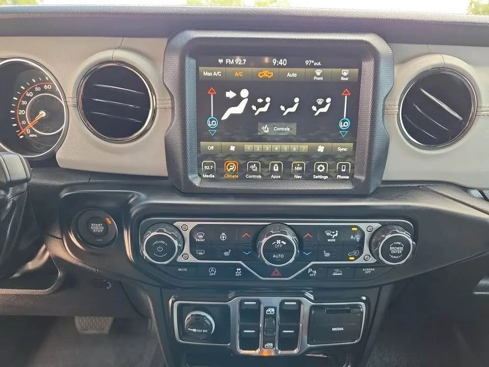 2022 Jeep JT Gladiator - Image 19 of 20