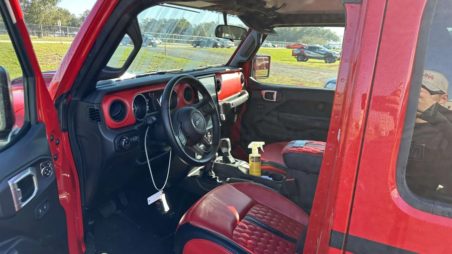 2022 Jeep JT Gladiator - Image 5 of 6