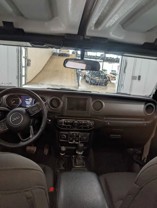 2022 Jeep JT Gladiator - Image 7 of 9