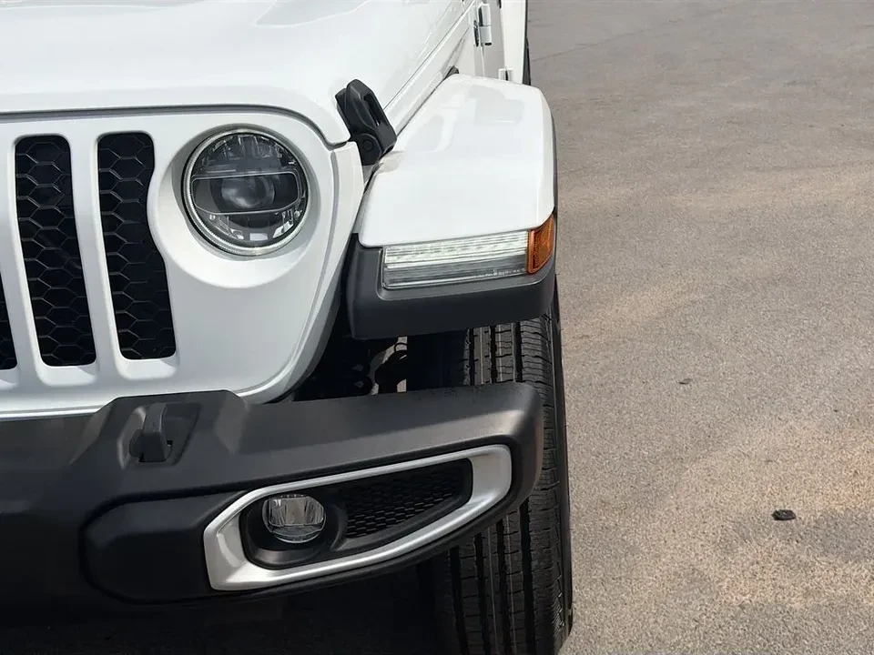 2022 Jeep JT Gladiator - Image 9 of 19