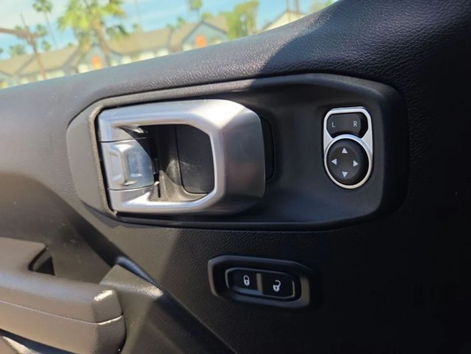 2022 Jeep JT Gladiator - Image 14 of 20