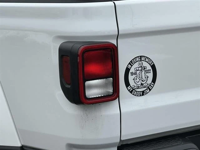 2022 Jeep JT Gladiator - Image 9 of 20