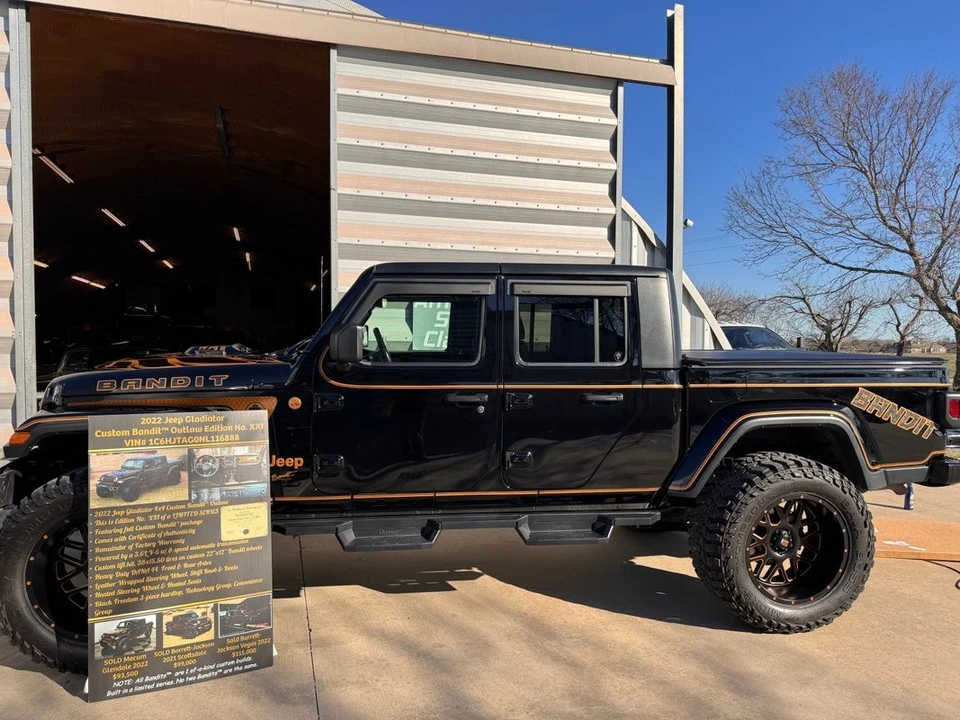 2022 Jeep JT Gladiator - Image 24 of 31