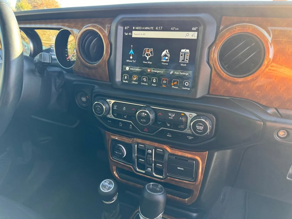 2022 Jeep JT Gladiator - Image 20 of 21