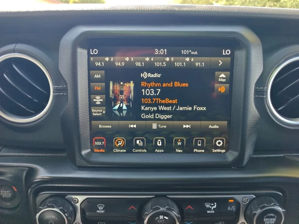2022 Jeep JT Gladiator - Image 18 of 20