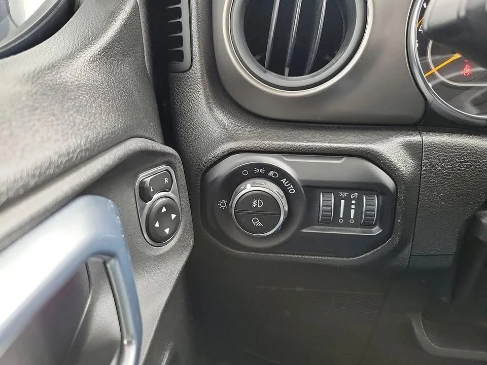 2022 Jeep JT Gladiator - Image 13 of 20