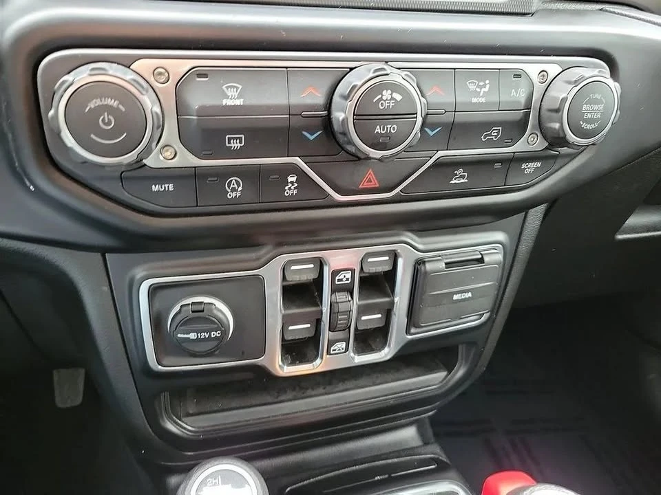 2022 Jeep JT Gladiator - Image 16 of 20