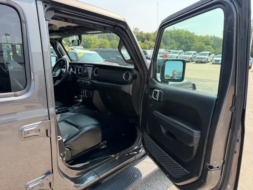 2022 Jeep JT Gladiator - Image 14 of 20