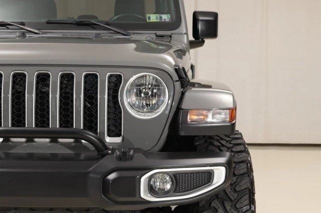 2022 Jeep JT Gladiator - Image 10 of 21