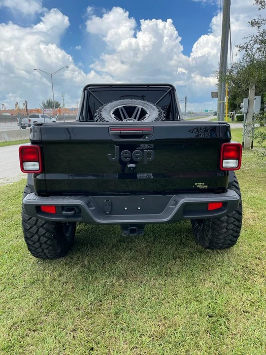 2022 Jeep JT Gladiator - Image 4 of 12