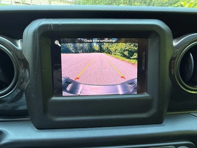 2022 Jeep JT Gladiator - Image 21 of 27