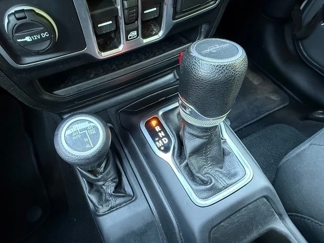 2022 Jeep JT Gladiator - Image 23 of 27