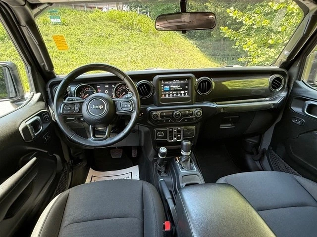 2022 Jeep JT Gladiator - Image 11 of 27