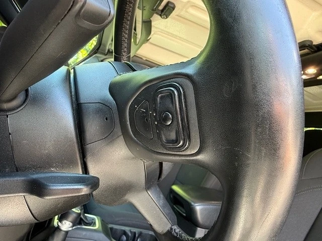 2022 Jeep JT Gladiator - Image 14 of 27
