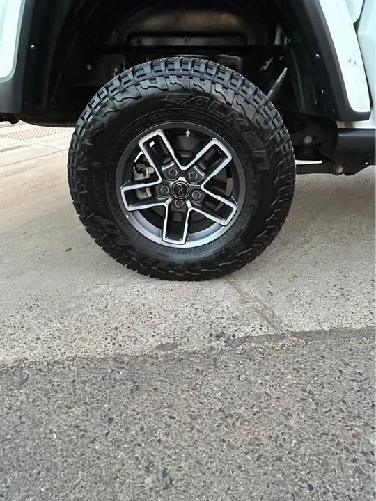 2022 Jeep JT Gladiator - Image 8 of 9