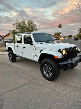 2022 Jeep Gladiator Altitude