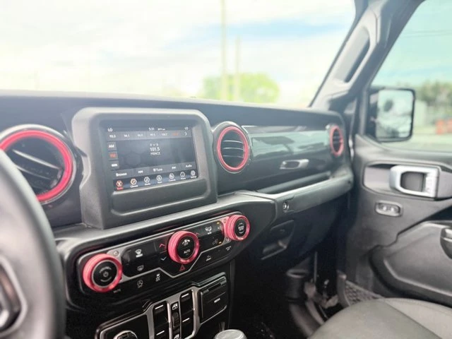 2022 Jeep JT Gladiator - Image 17 of 20