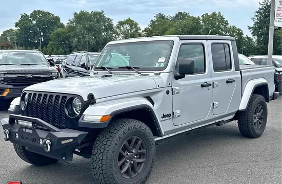 2022 Jeep Gladiator Altitude Pickup 4D 5 ft