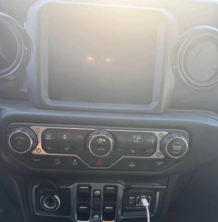 2022 Jeep JT Gladiator - Image 11 of 14