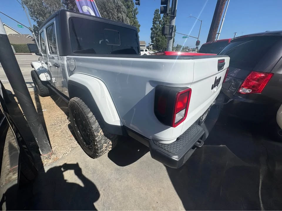2022 Jeep JT Gladiator - Image 3 of 4