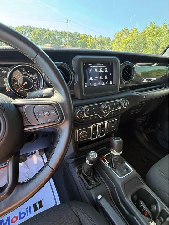 2022 Jeep JT Gladiator - Image 11 of 13