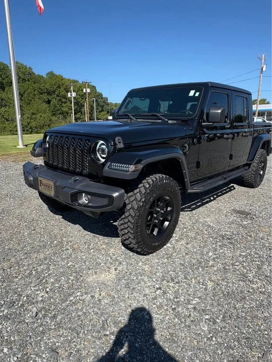 2022 Jeep JT Gladiator - Image 2 of 13
