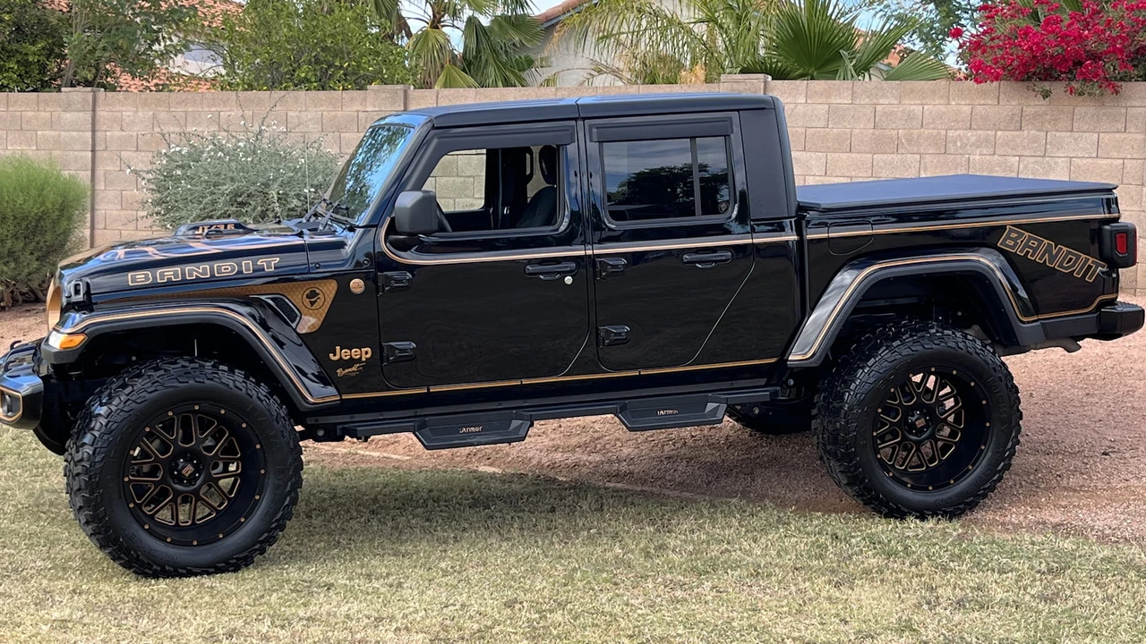 2022 Jeep JT Gladiator - Image 7 of 10
