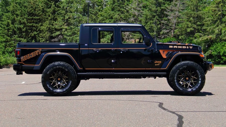 2022 Jeep JT Gladiator - Image 2 of 26