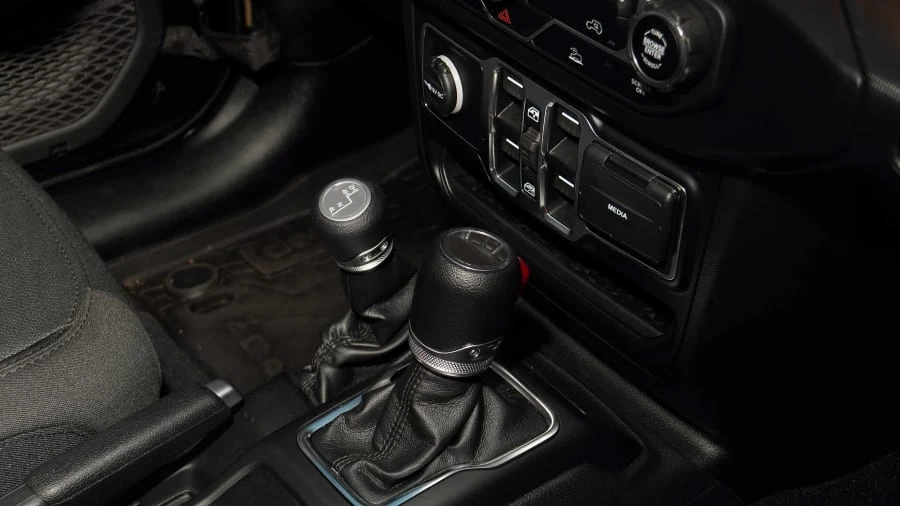 2022 Jeep JT Gladiator - Image 24 of 26
