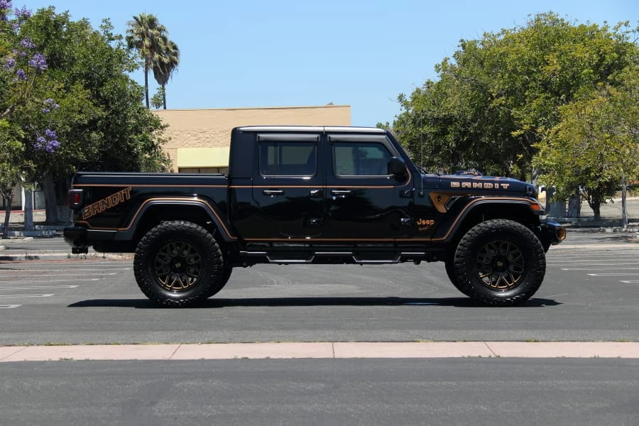 2022 Jeep JT Gladiator - Image 8 of 31