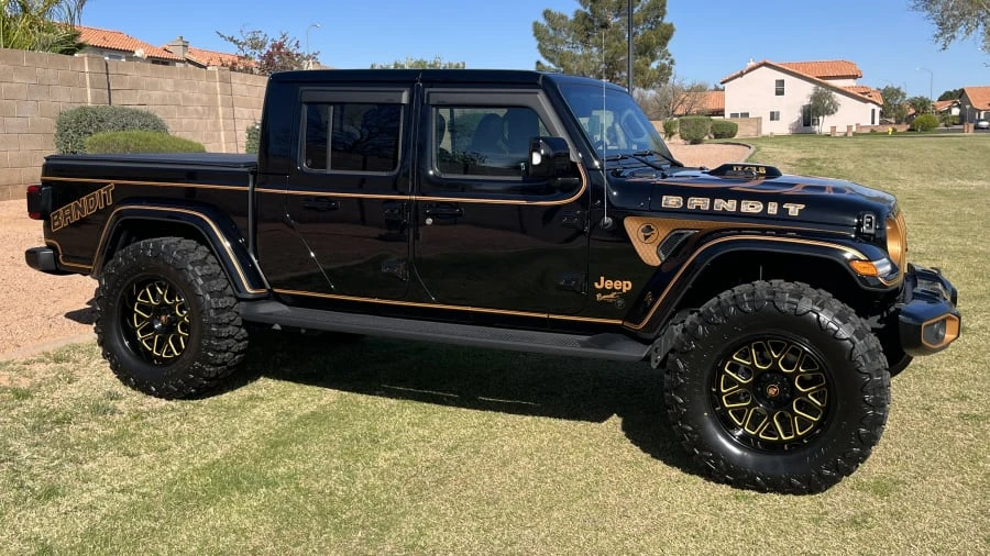 2022 Jeep JT Gladiator - Image 3 of 12