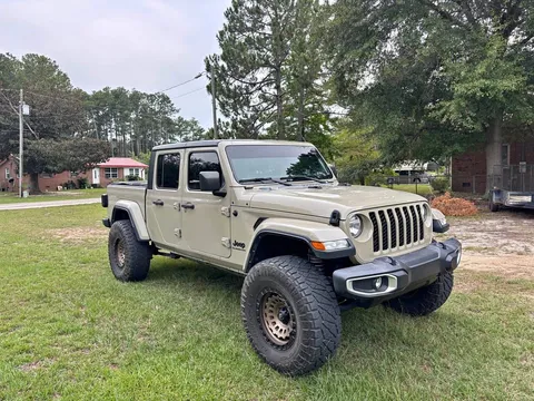 2022 Jeep Gladiator Freedom Pickup 4D 5 ft
