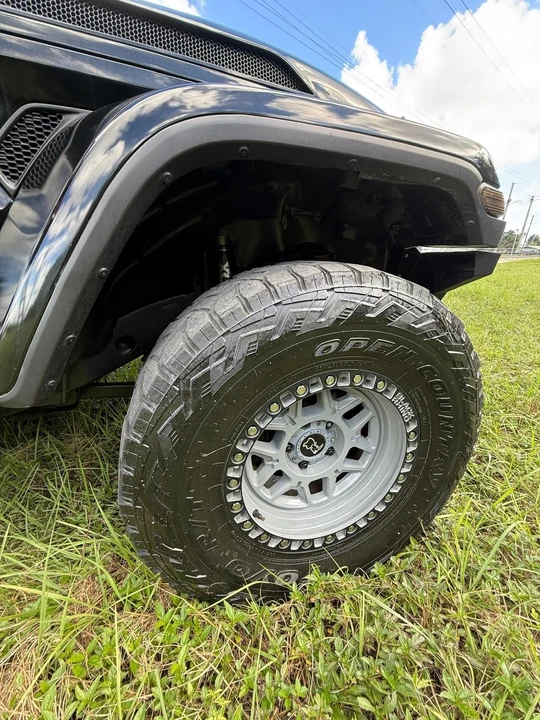2022 Jeep JT Gladiator - Image 15 of 18