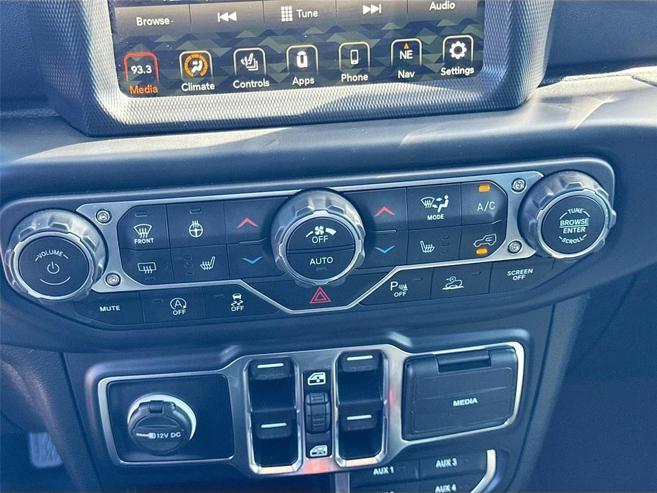 2022 Jeep JT Gladiator - Image 16 of 21