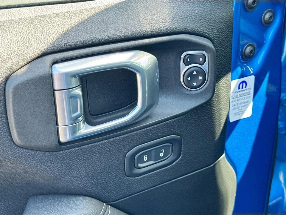 2022 Jeep JT Gladiator - Image 18 of 21