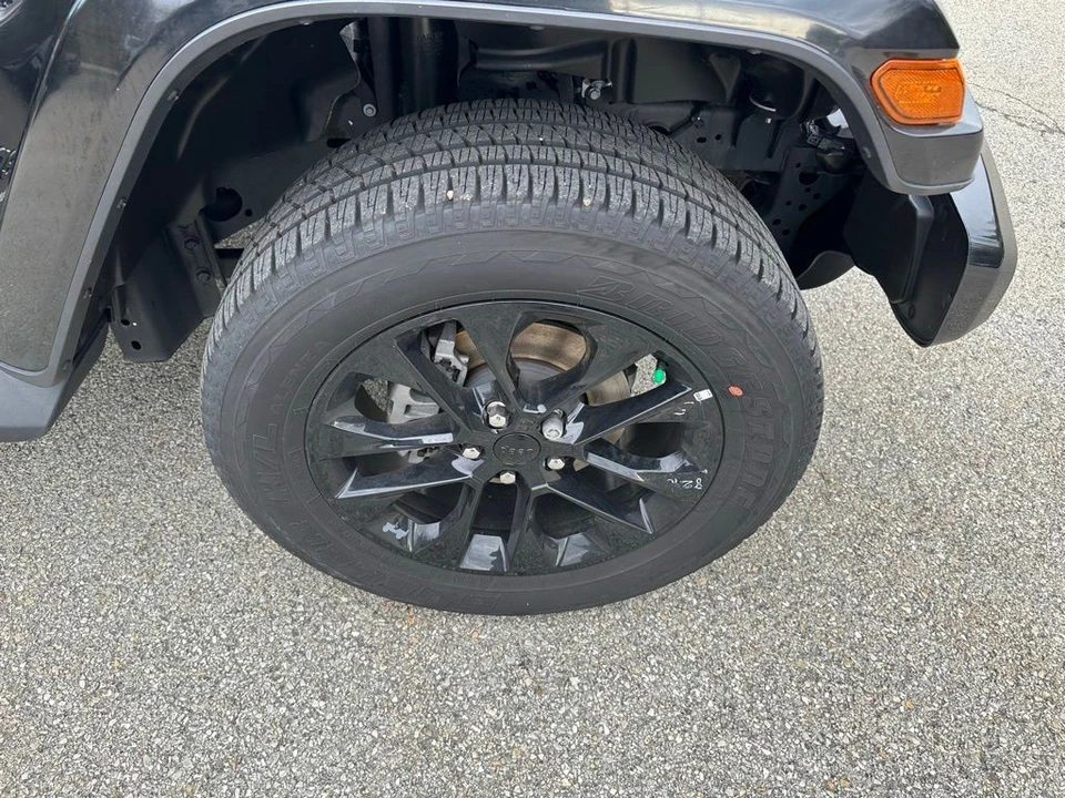 2022 Jeep JT Gladiator - Image 11 of 12