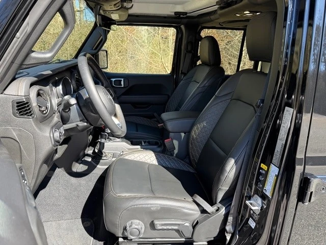 2022 Jeep JT Gladiator - Image 12 of 21