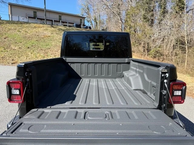 2022 Jeep JT Gladiator - Image 8 of 12