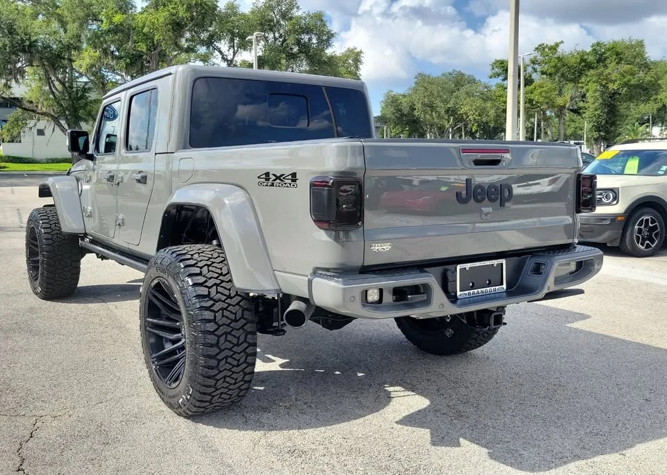 2022 Jeep JT Gladiator - Image 6 of 11