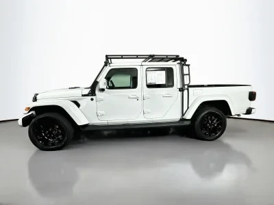 2022 Jeep JT Gladiator - Image 2 of 7