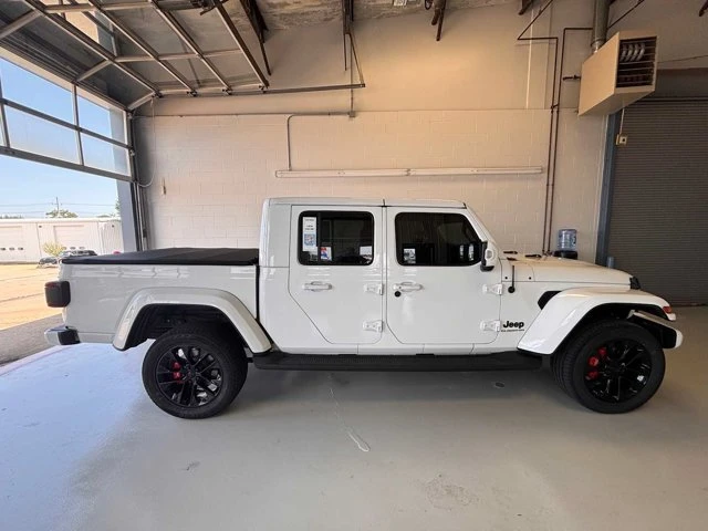 2022 Jeep JT Gladiator - Image 2 of 20