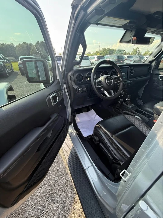 2022 Jeep JT Gladiator - Image 7 of 10