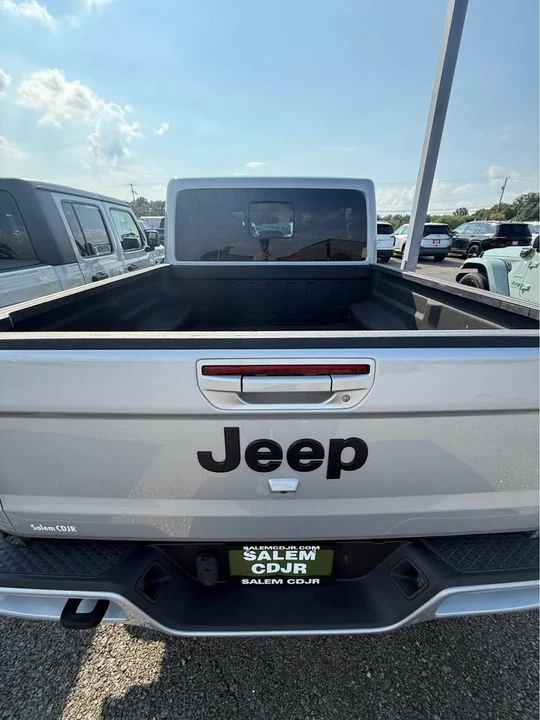 2022 Jeep JT Gladiator - Image 5 of 10